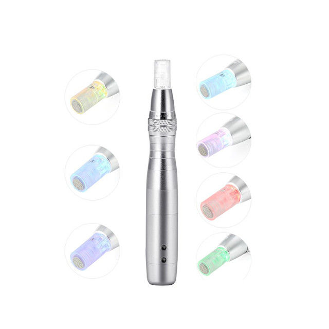 Coloris de corps argenté 7 couleurs LED Photon Electric Derma Pen pour fonction de rajeunissement de la peau