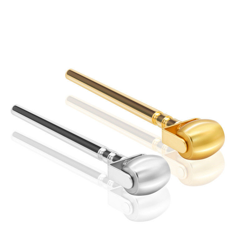 Derma Roller en or et argent avec 192 aiguilles de titane pour la barbe