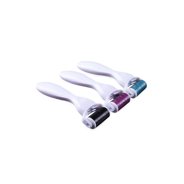 1200 broches d' aiguille en titane Microneedle Derma Roller pour la peau de la tête et plus